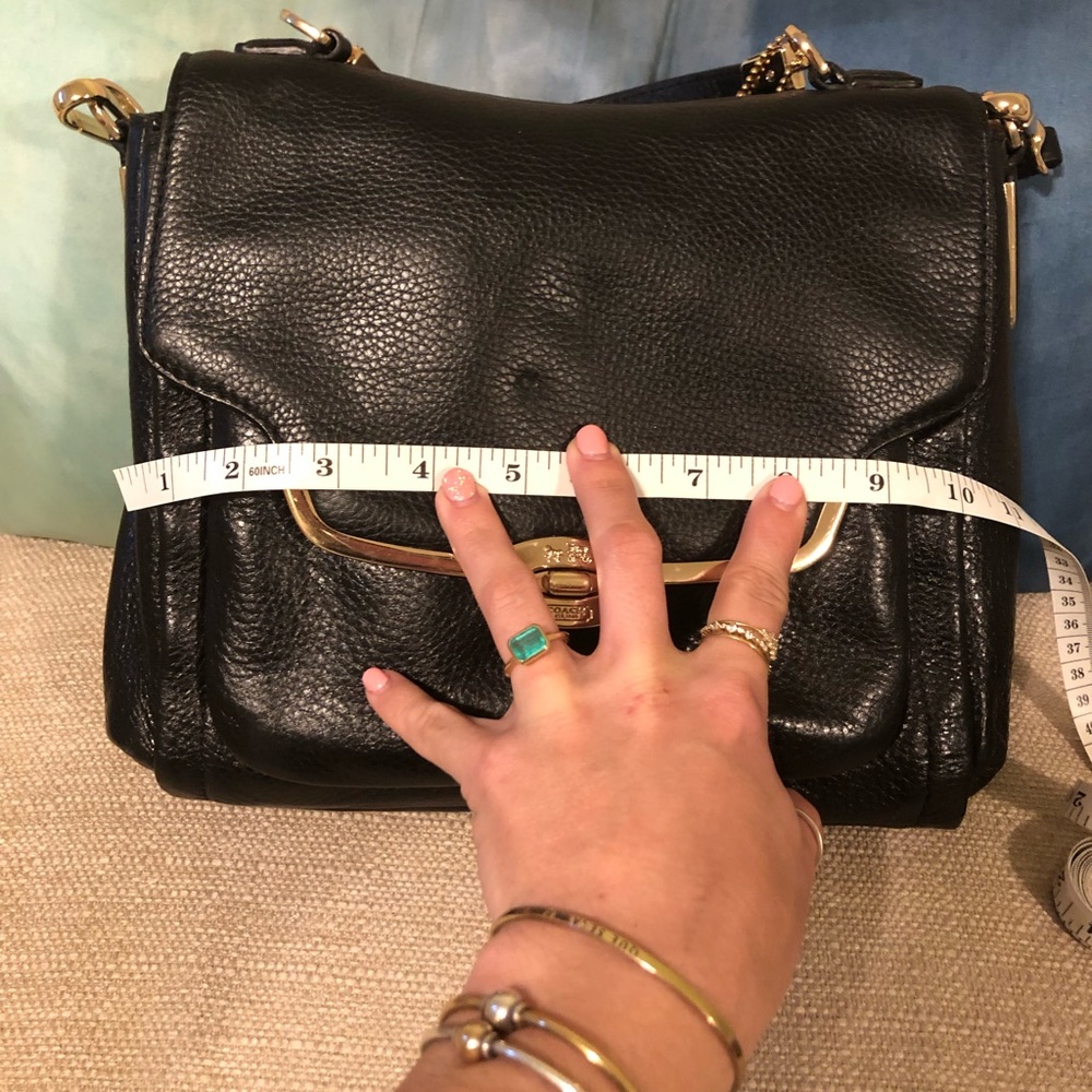 Coach purse - Picture 5 of 8